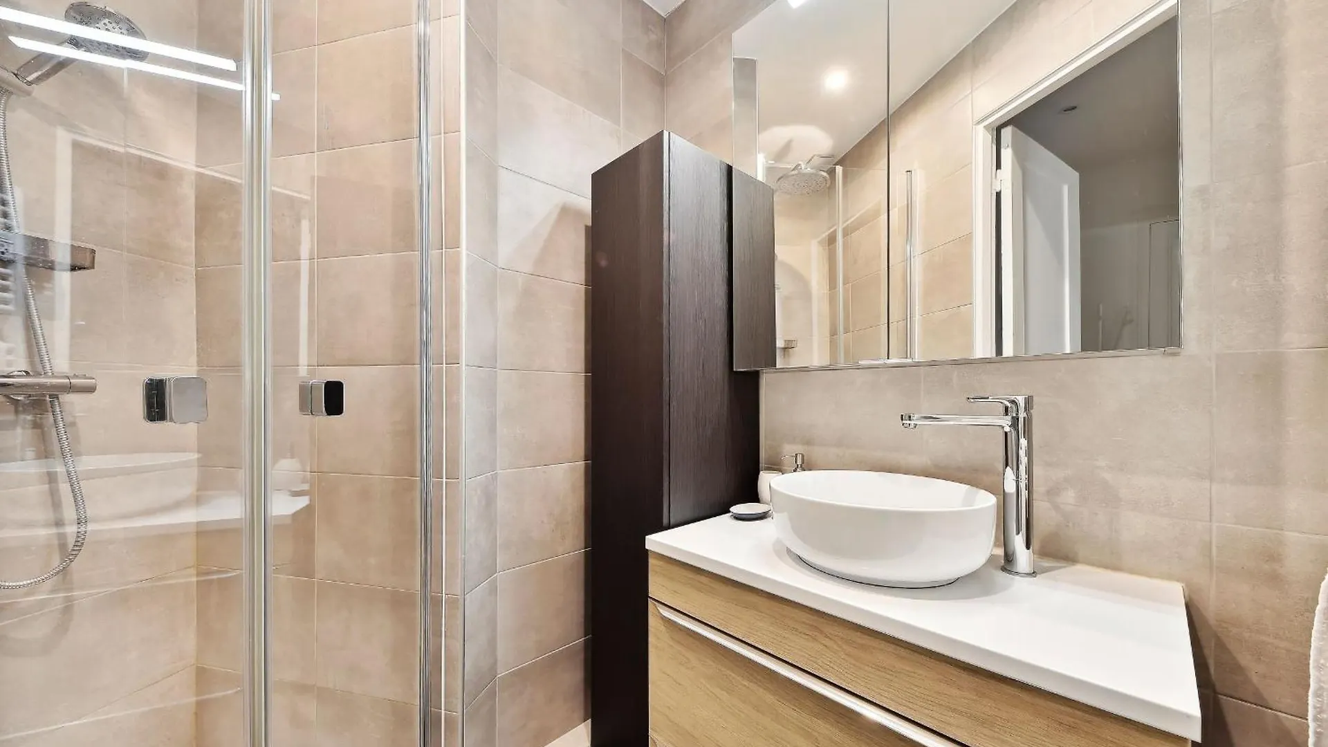 Bnbnova - 2Br - Eiffel Tower & Grenelle Paris